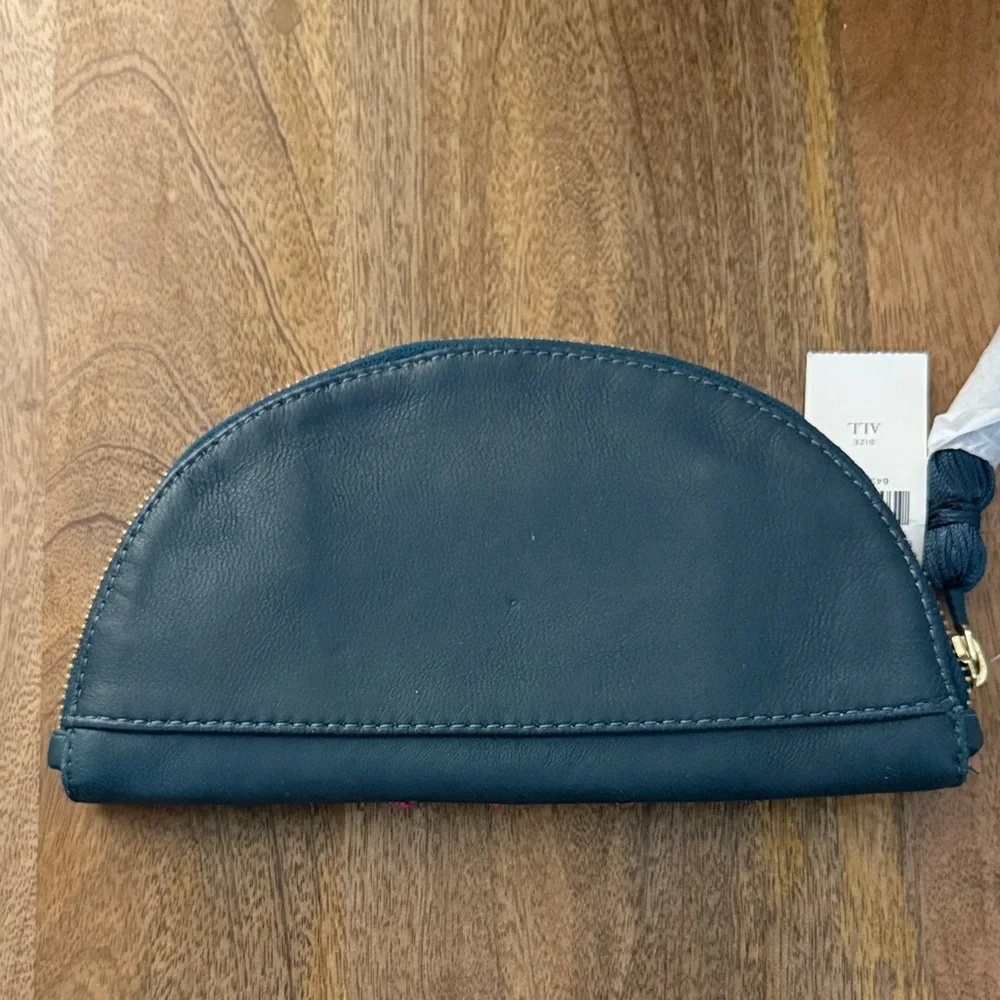 NWT Anthropologie x Anna Harlow Russo Floral Embroidered “M” Clutch with Tassel - Picture 3 of 7